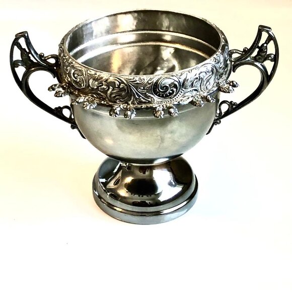 Antique Wm. Rogers WR Quadruple Silver Plate Sugar Bowl Spoon Holder Pattern #59 - Picture 9 of 10